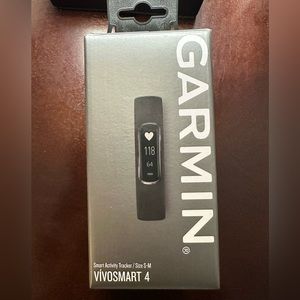 Garmin vivosmart 4 smart activity tracker